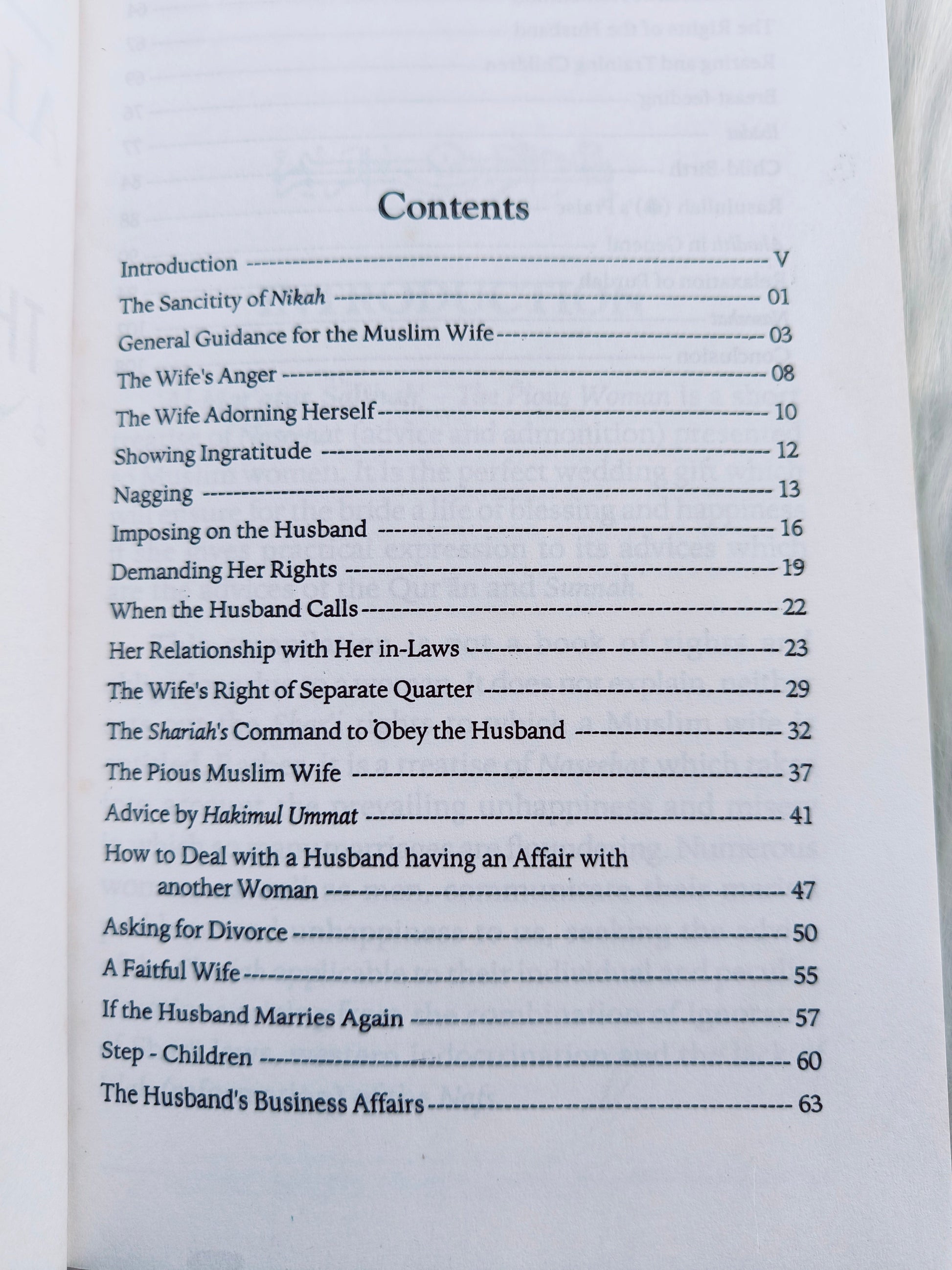 The Pious Woman (Al-Maratus Salihah) -  alifthebookstore