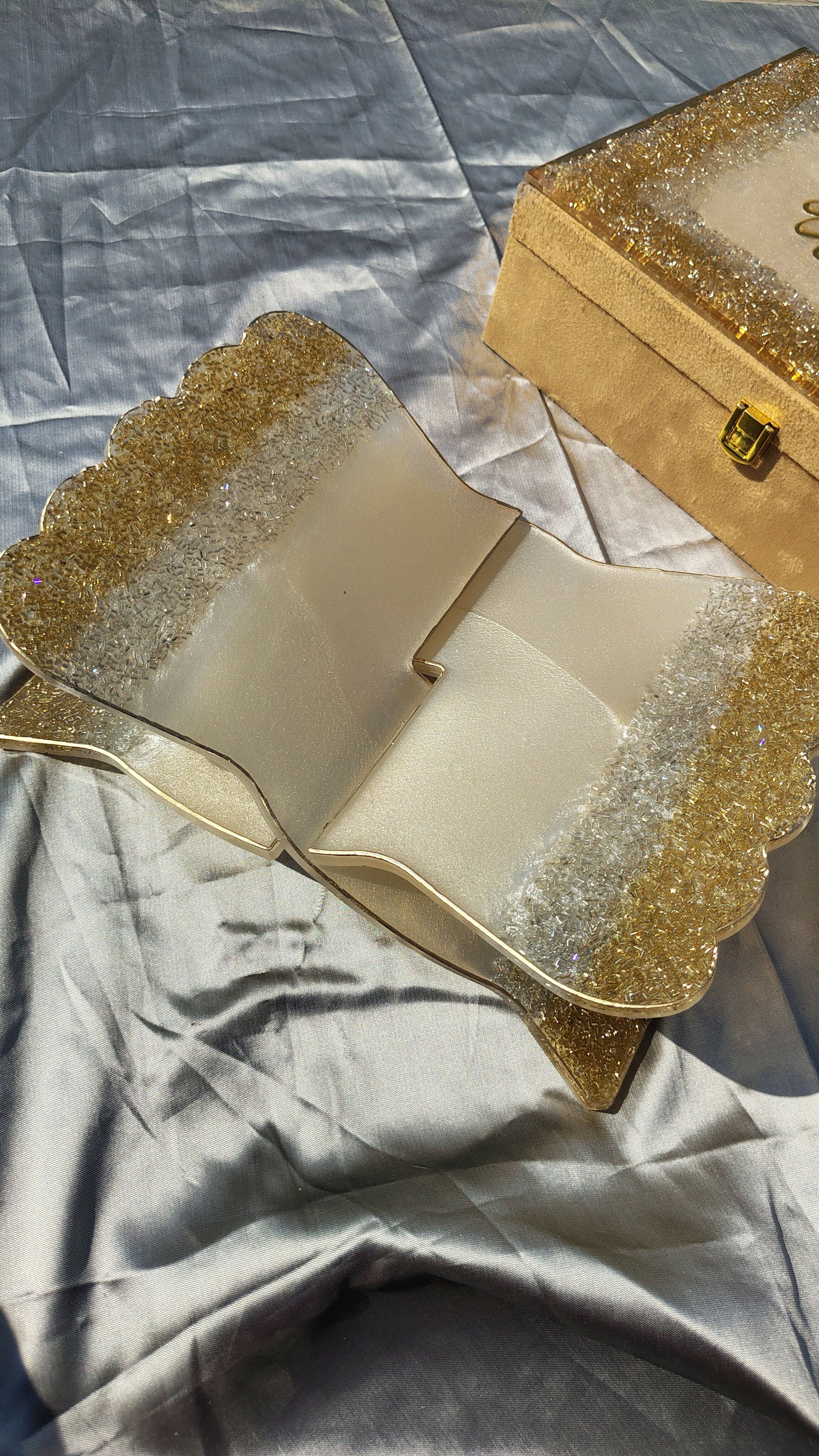Cream Sequence Quran Hamper Resin Krafts