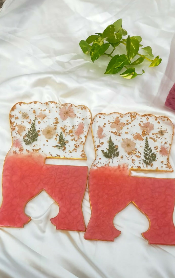 Floral Rehel Resin Krafts